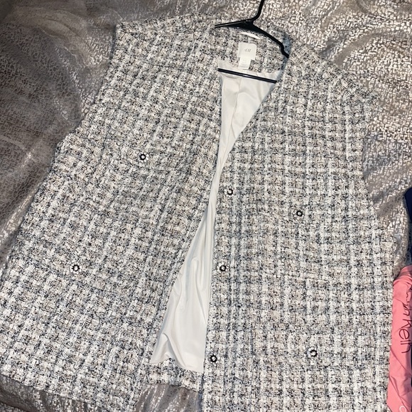 H&M vest - Picture 4 of 6